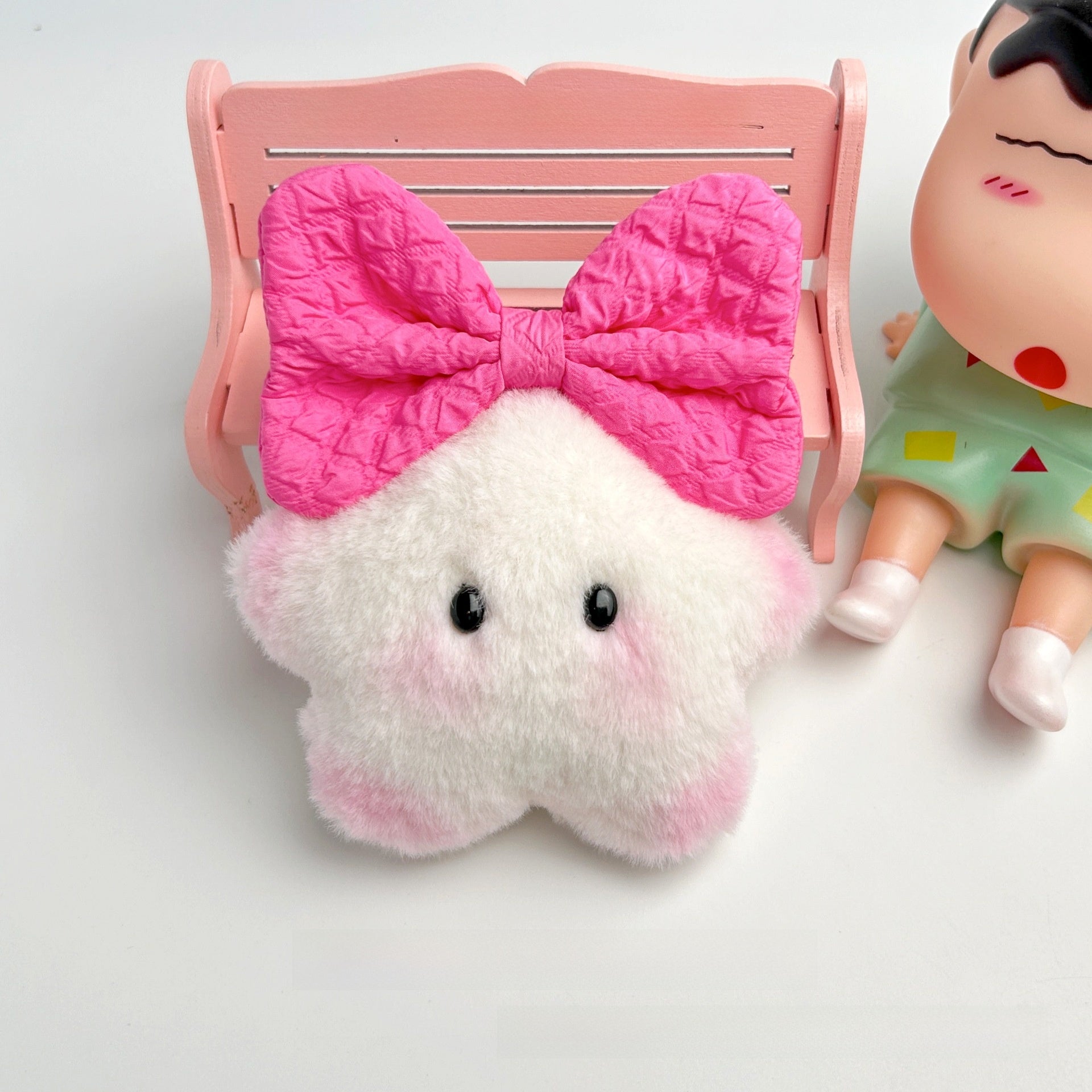 Cute Plush Star Squeaky Toy Keychain for Cats & Dogs ? Soft Interactive Pet Toy for Playtime & Chewing