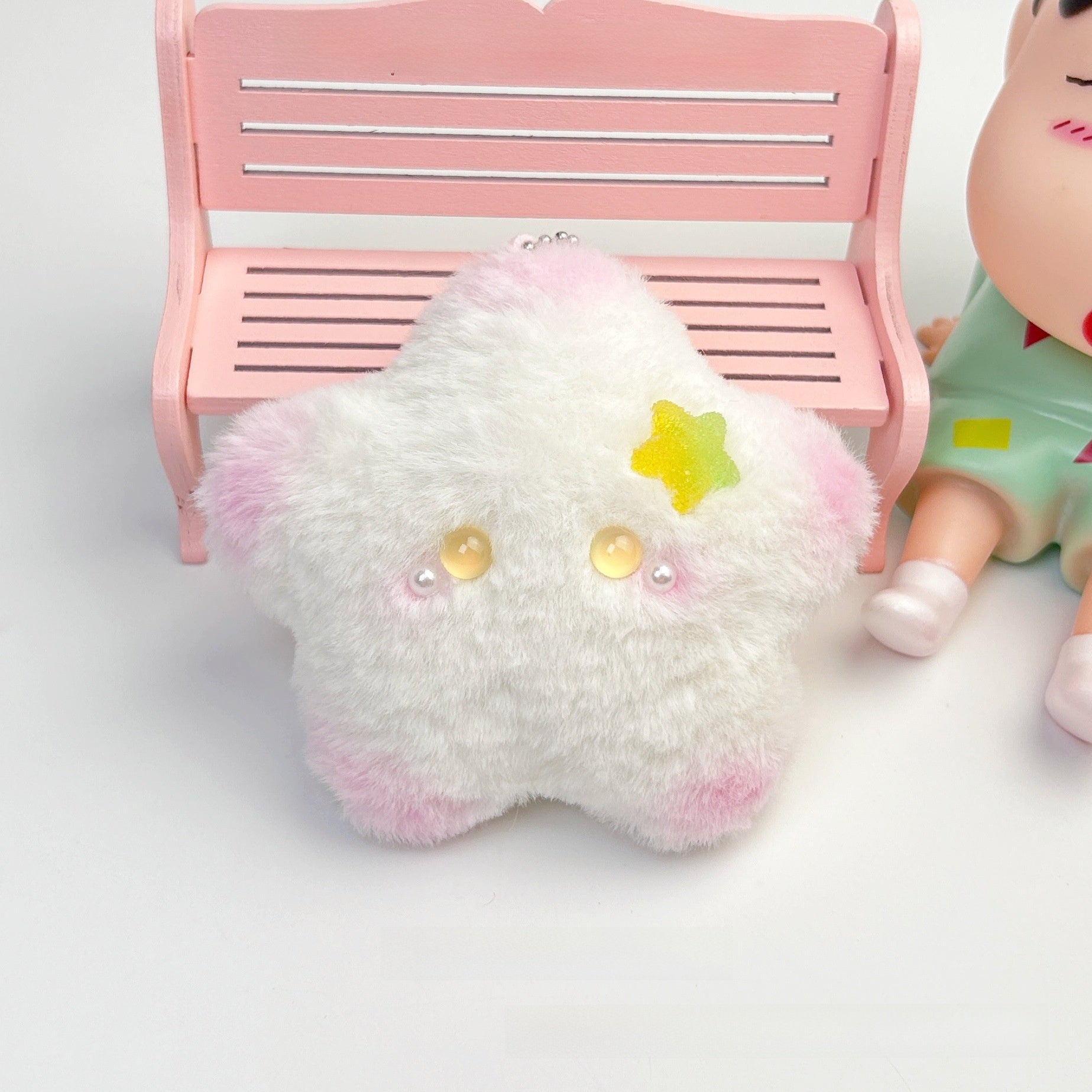 Cute Plush Star Squeaky Toy Keychain for Cats & Dogs ? Soft Interactive Pet Toy for Playtime & Chewing