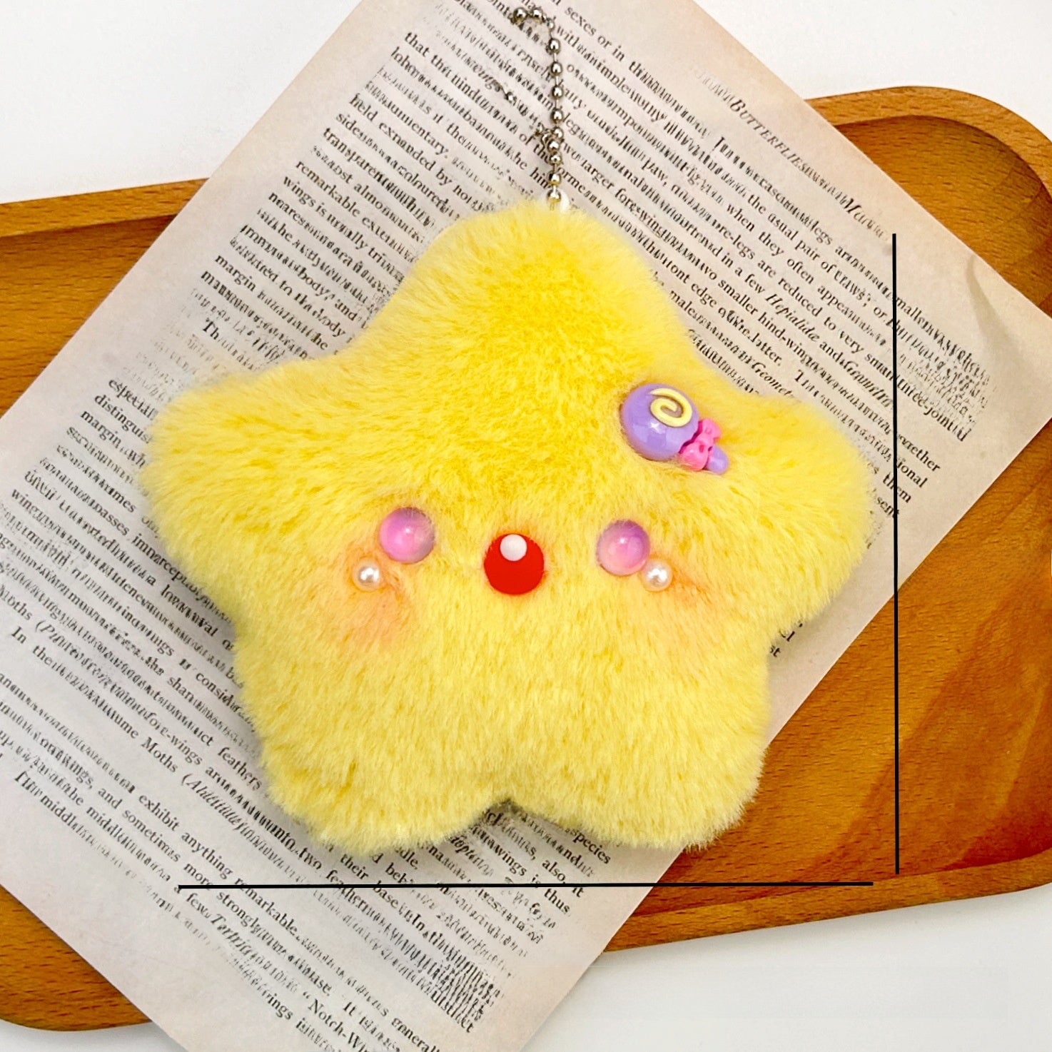 Cute Plush Star Squeaky Toy Keychain for Cats & Dogs ? Soft Interactive Pet Toy for Playtime & Chewing