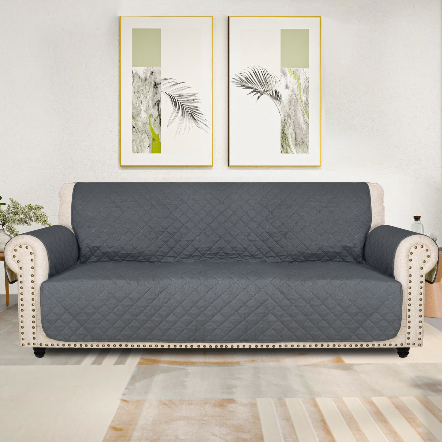 Waterproof Non-Slip Sofa Cover - Quilted Pet Couch Protector for All Seasons