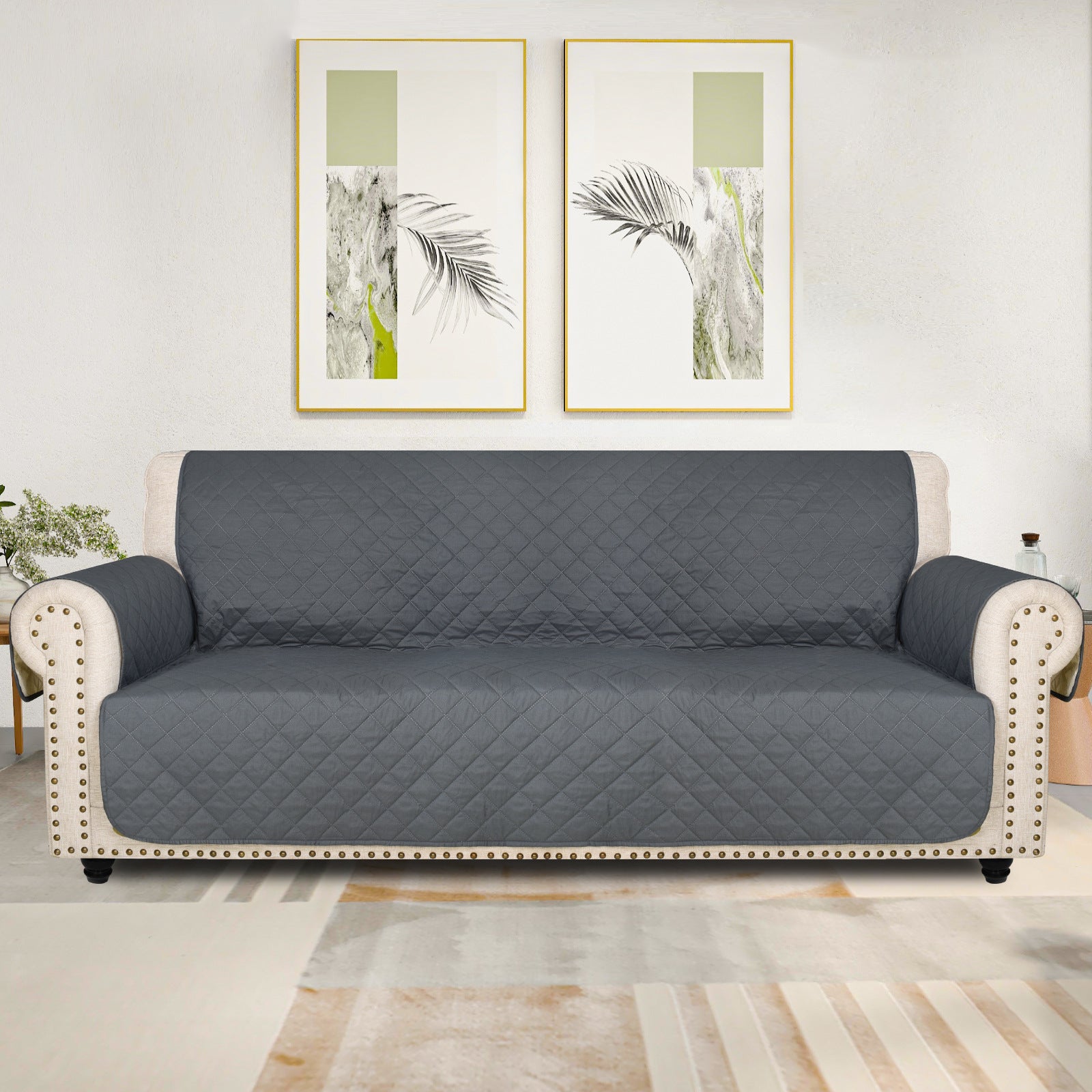 Waterproof Non-Slip Sofa Cover ? Quilted Pet Couch Protector for All Seasons
