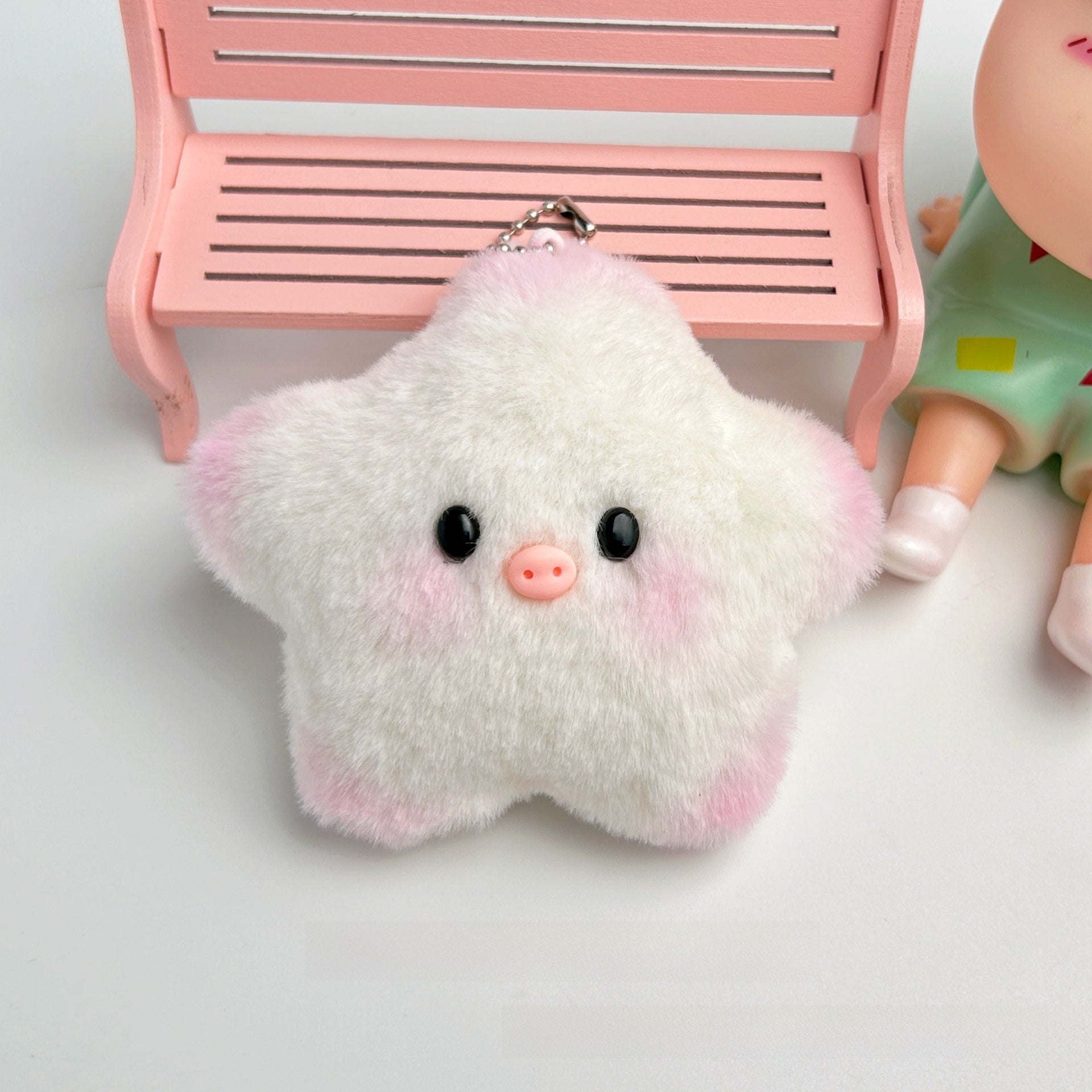 Cute Plush Star Squeaky Toy Keychain for Cats & Dogs ? Soft Interactive Pet Toy for Playtime & Chewing